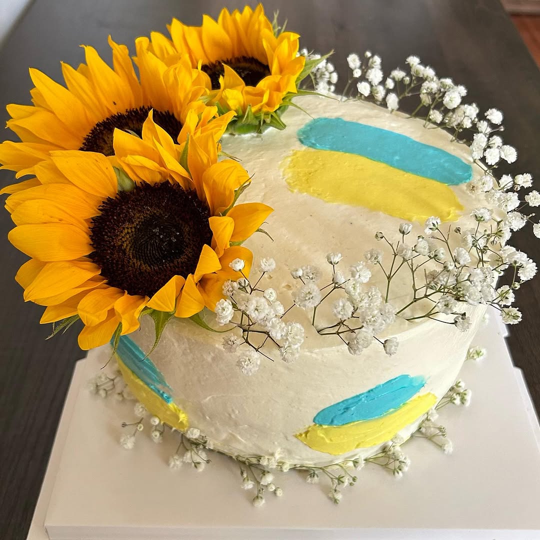 Ukrainian Sunflower Cake